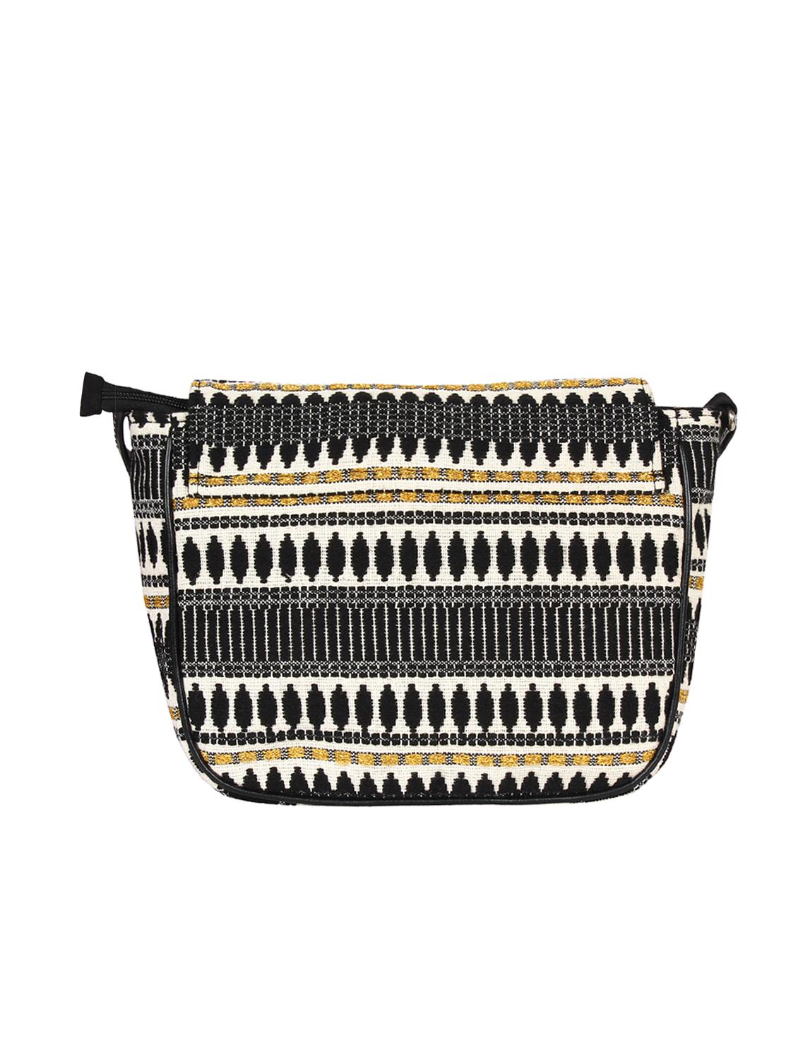 black canvas regular sling bag - 15421006 - Zoom Image - 2