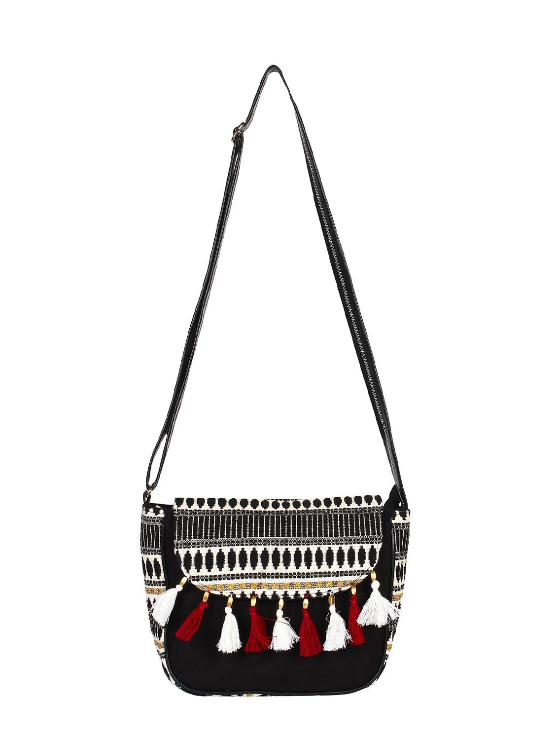 black canvas regular sling bag - 15421006 - Zoom Image - 5