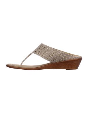 beige toe separator wedges - 15428484 - Standard Image - 2