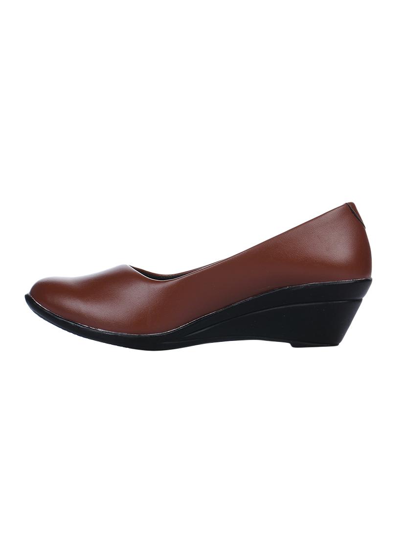 tan slip on formal shoes - 15428535 - Zoom Image - 2