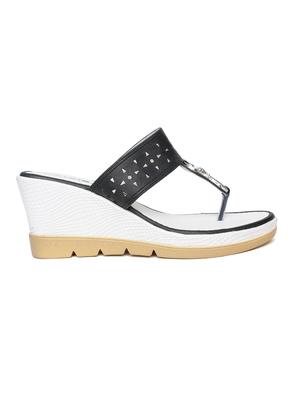 black toe separator wedges - 15428914 - Standard Image - 2