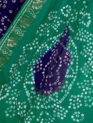 Silver Zari border bandhani saree with blouse - 15433777 - Standard Image - 2