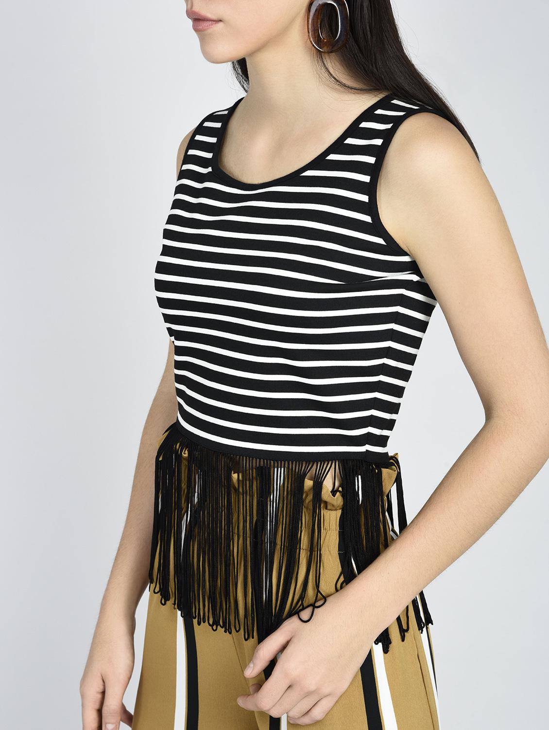 fringed hem striped top - 15434659 - Zoom Image - 2