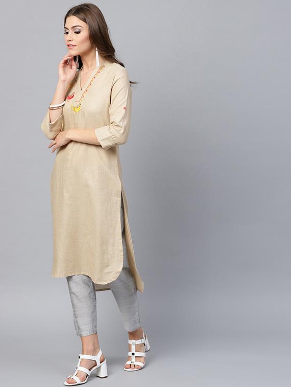 Embroidered patch work kurta - 15440550 - Zoom Image - 2