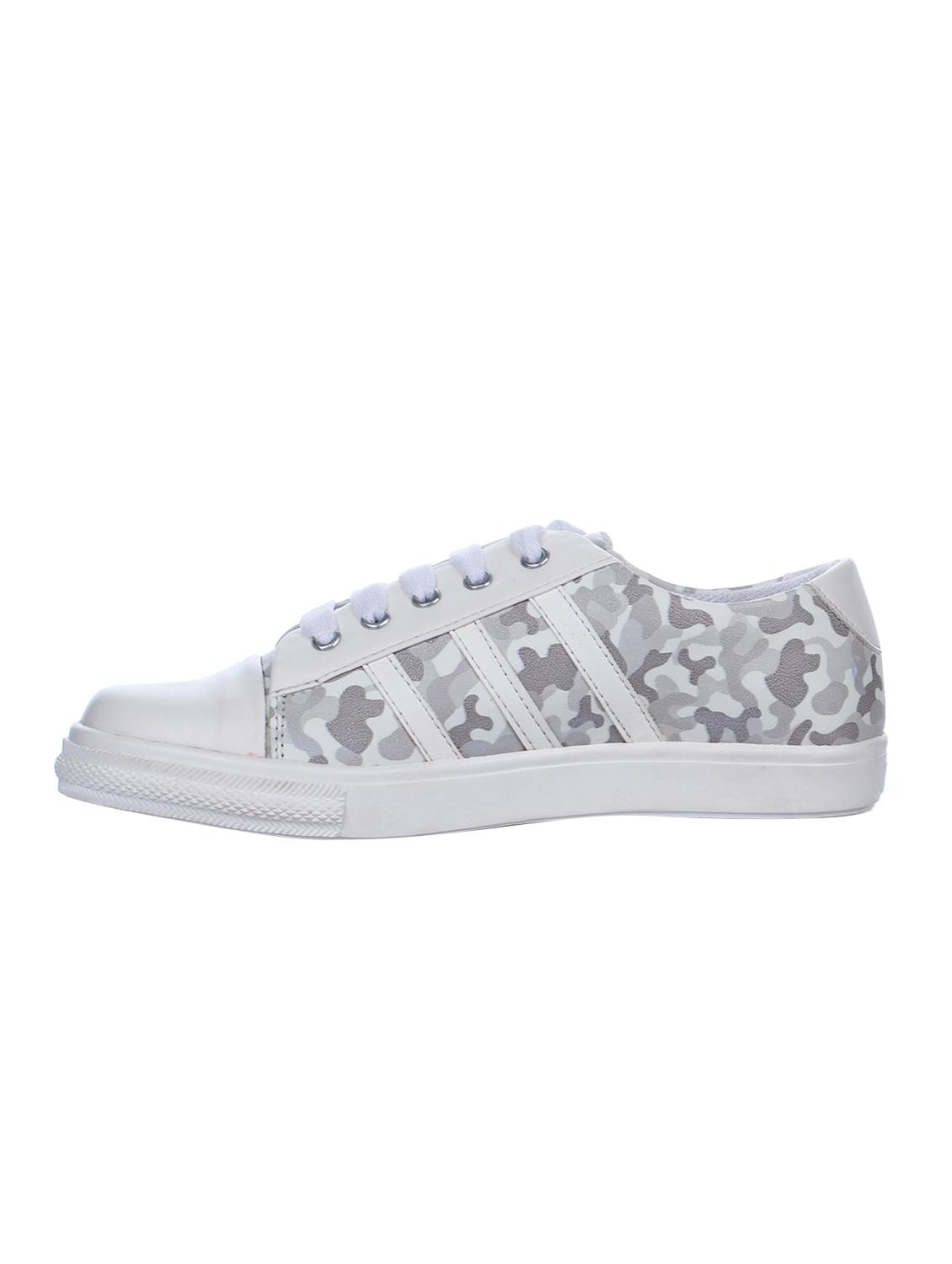 white lace-up sneakers - 15444416 - Zoom Image - 2