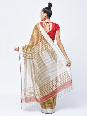 contrast pallu checkered jamdani saree with blouse - 15452413 - Standard Image - 2