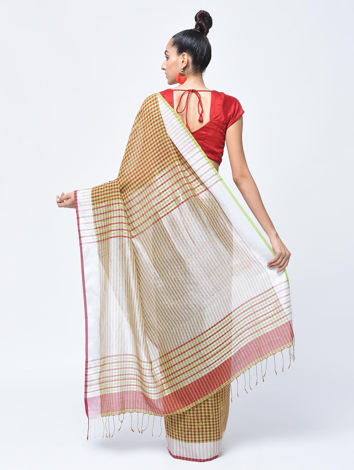 contrast pallu checkered jamdani saree with blouse - 15452413 - Zoom Image - 2