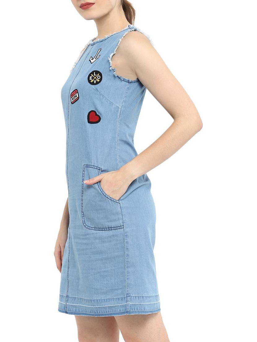 fray detailed patch denim dress - 15455952 - Zoom Image - 2