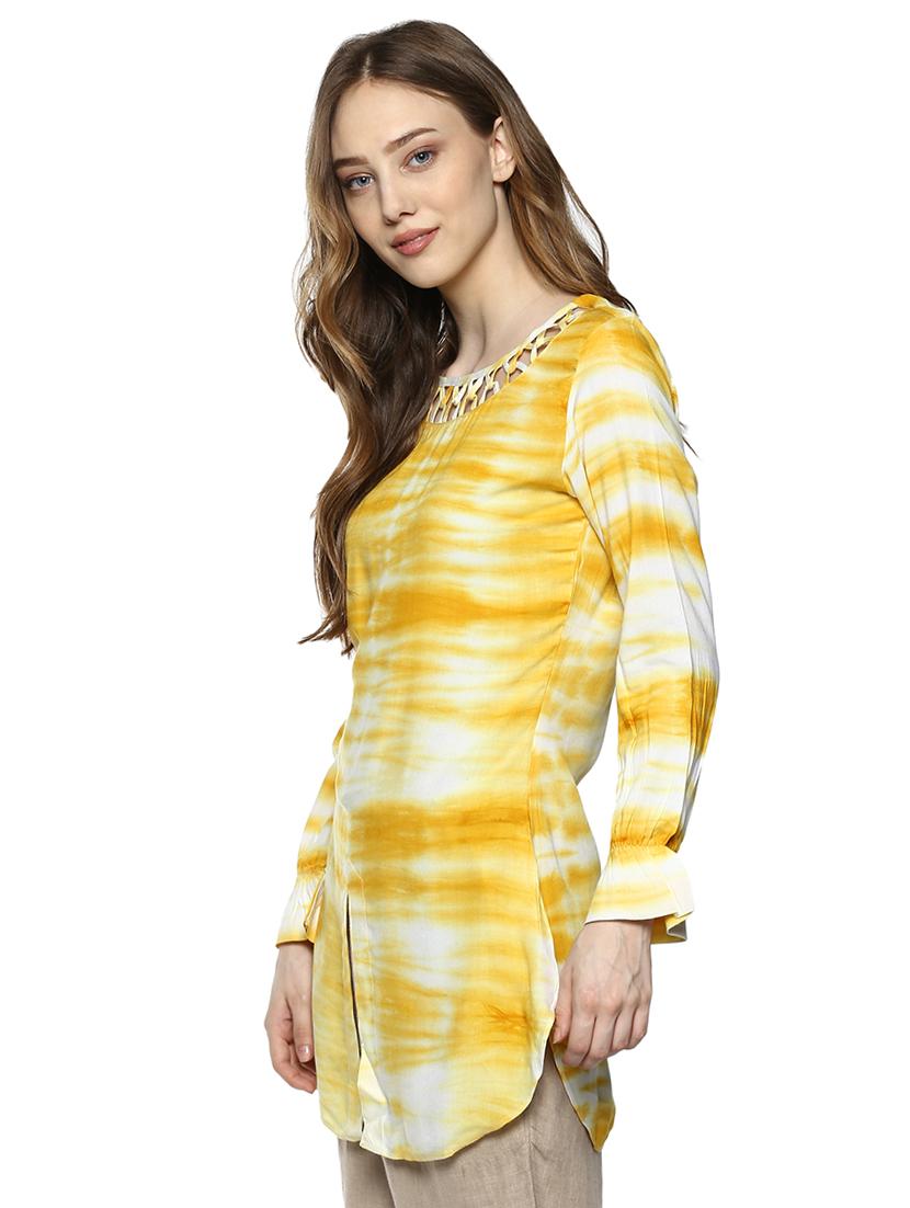 yellow viscose straight kurti - 15458299 - Zoom Image - 2
