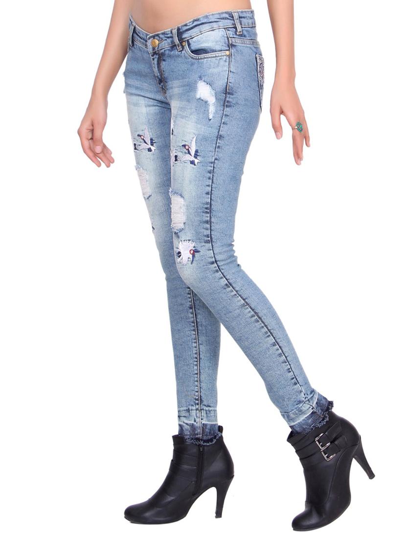 embroidered distressed frayed jeans - 15467194 - Zoom Image - 2