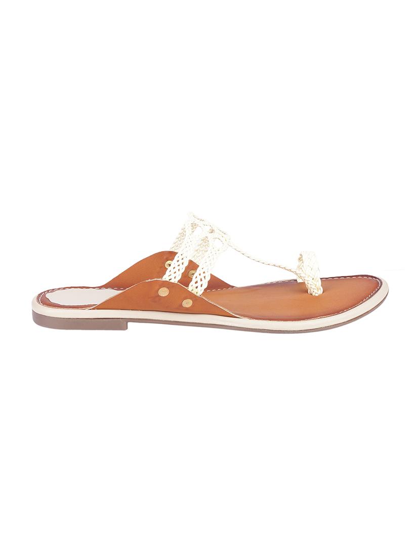 white one toe ethnic kolhapuris - 15472068 - Zoom Image - 2