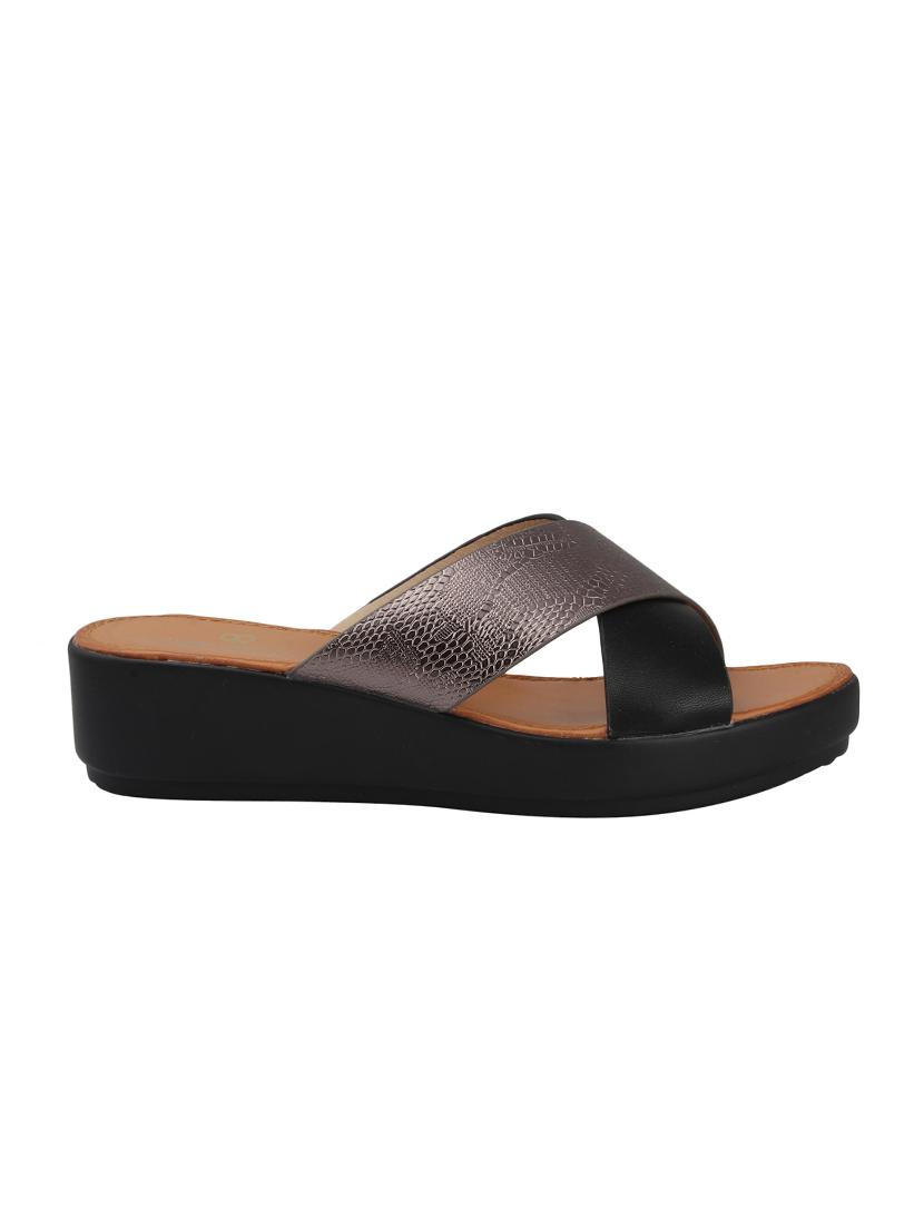 black slip on wedges - 15473005 - Zoom Image - 2