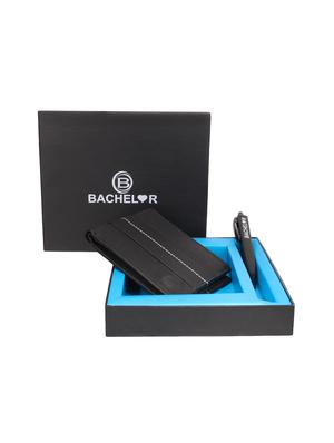 black leather wallet - 15477373 - Standard Image - 5