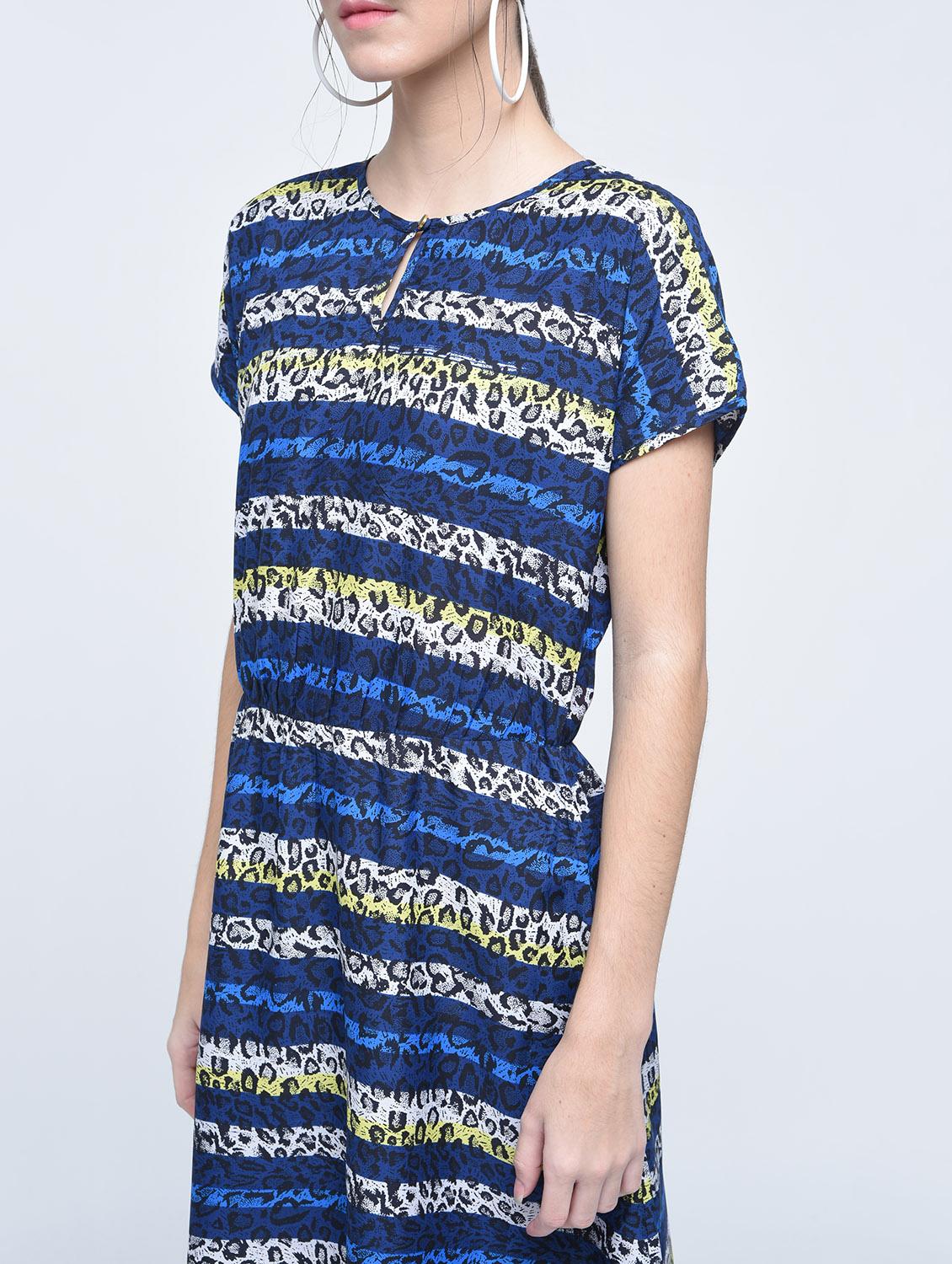 elasticated waist key hole front dress - 15486027 - Zoom Image - 2
