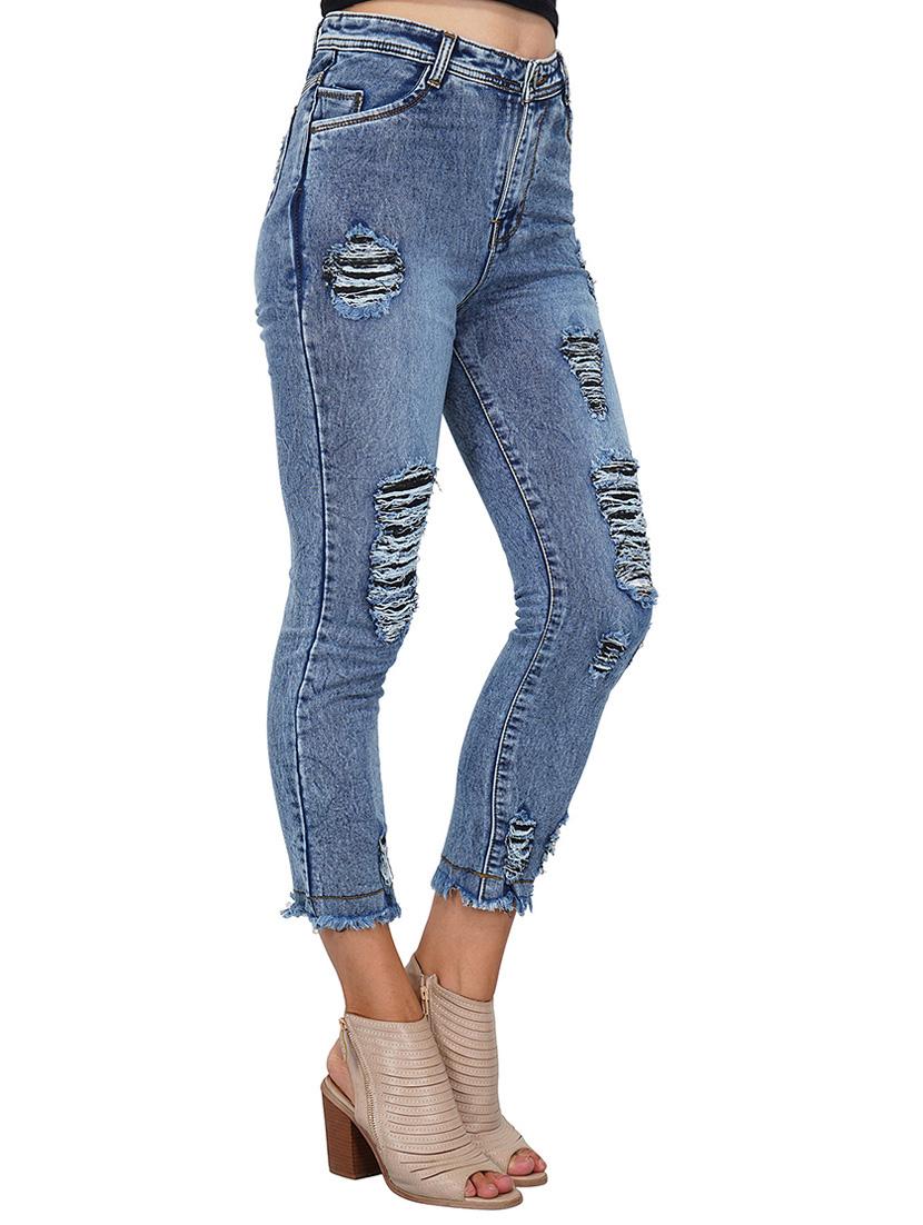 distressed frayed cropped jeans - 15488371 - Zoom Image - 2