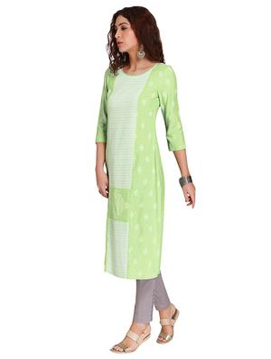 Straight printed kurta - 15494778 - Standard Image - 2