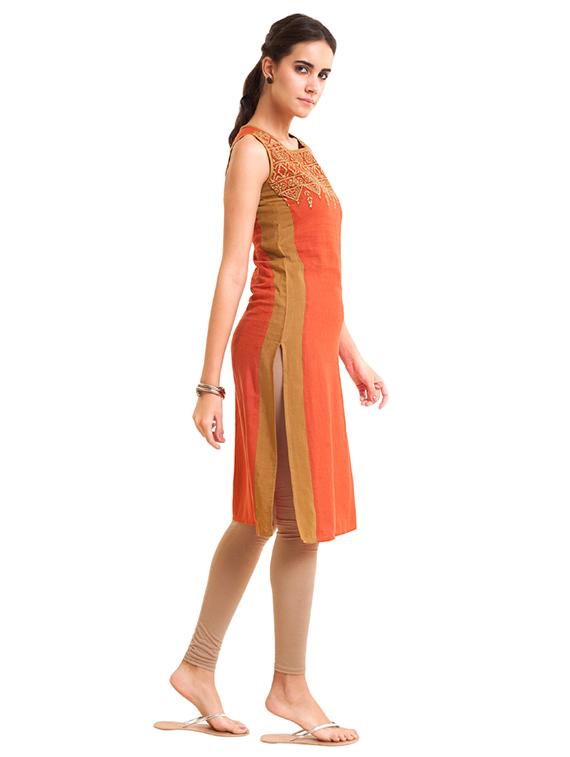 Embroidered straight kurta - 15494779 - Zoom Image - 2