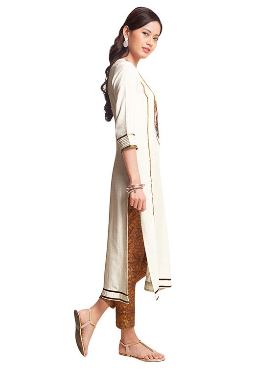 Embroidered straight kurta - 15494786 - Zoom Image - 2