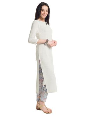 Straight embroidered kurta - 15494812 - Standard Image - 2