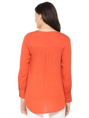 shoulder embroidered detail kurti - 15499036 - Standard Image - 2