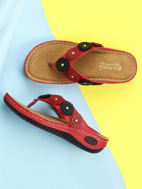 red toe separator sandals - 15501362 - Standard Image - 1