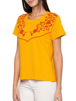 round neck printed tee - 15504979 - Standard Image - 2