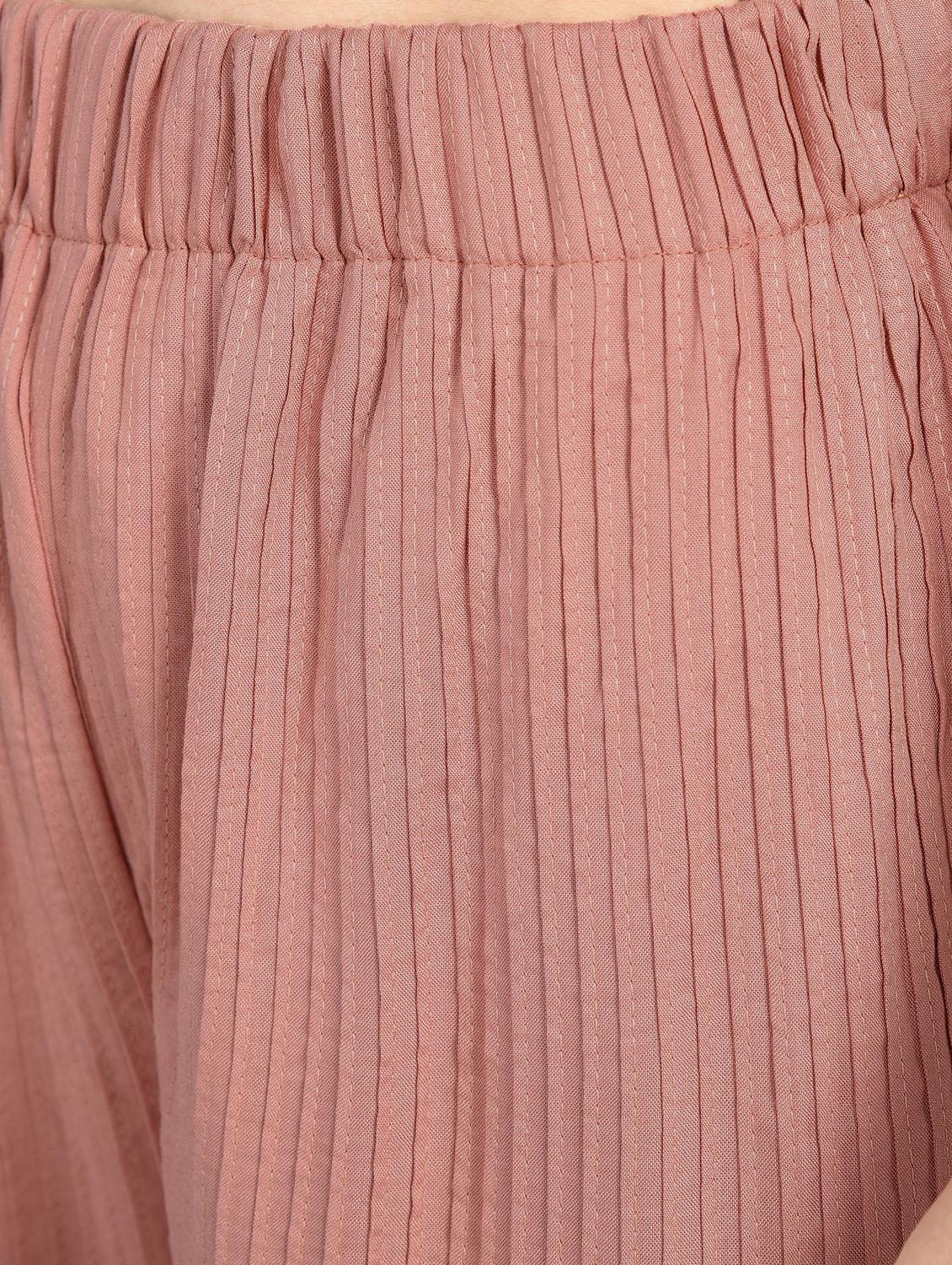 Pin tucks detail cropped trouser - 15512095 - Zoom Image - 5