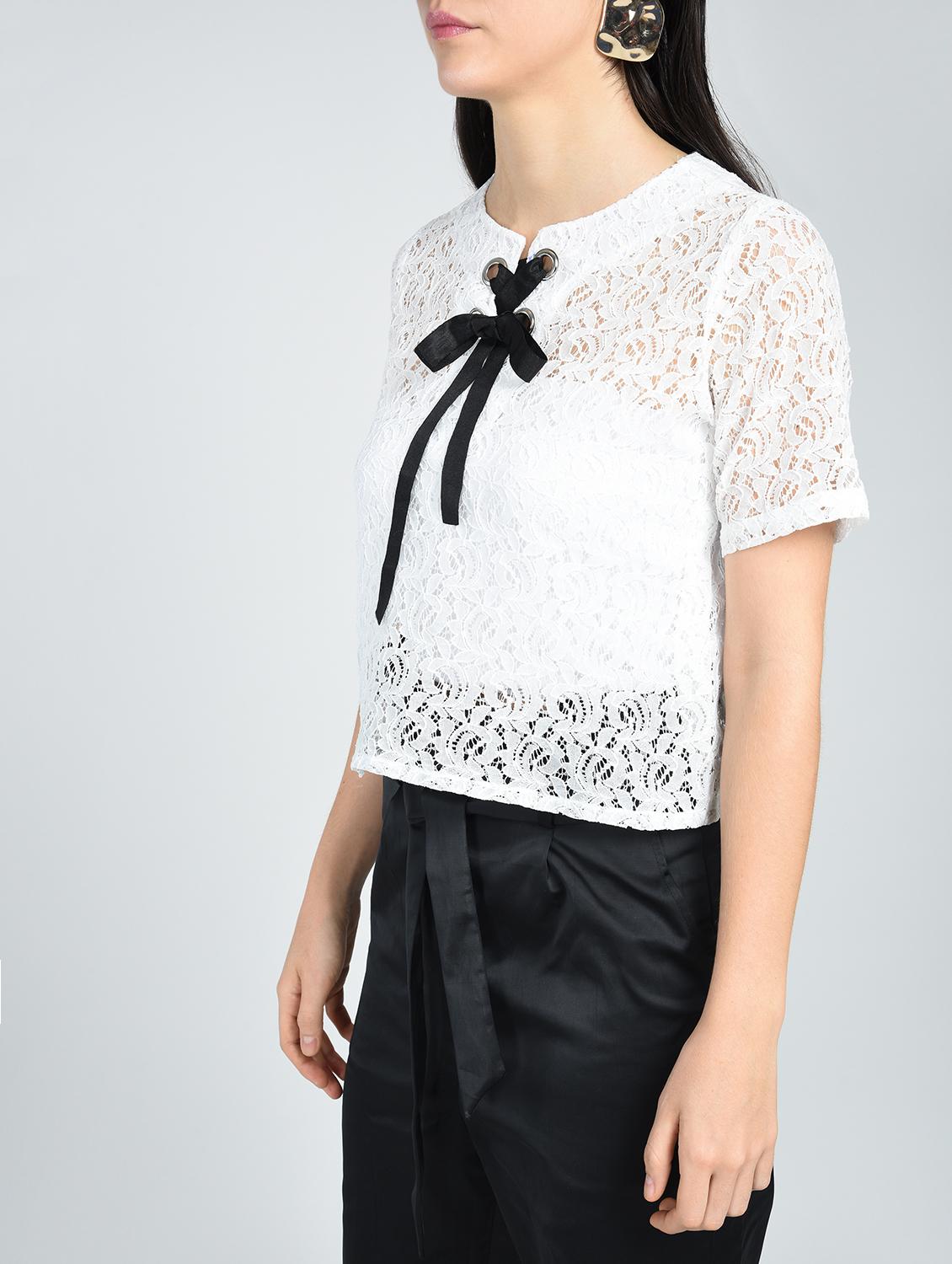 Contrast eyelet lace-up top - 15512110 - Zoom Image - 2