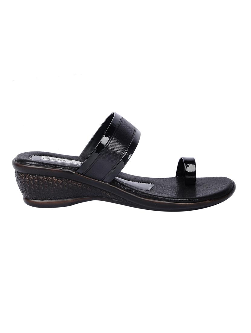 black one toe wedges - 15514795 - Zoom Image - 2