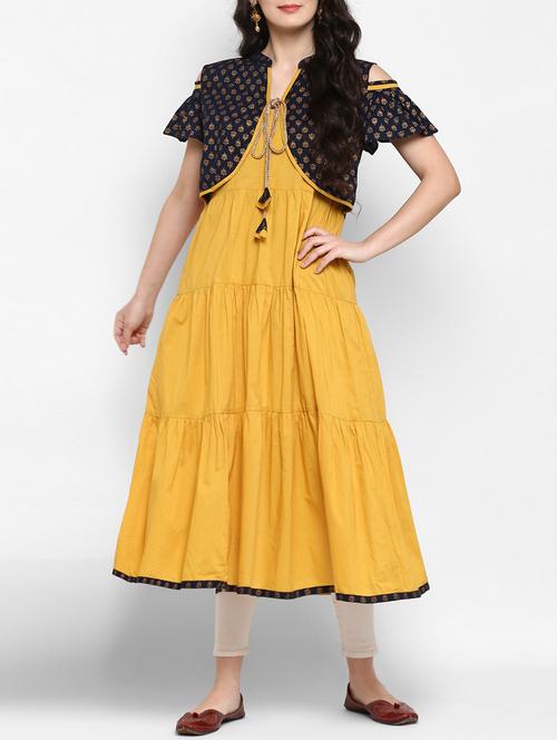 Tiered block print kurta with jacket - 15515108 - Very Small Image - 1