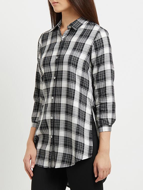 u-shaped hem checkered shirt - 15517407 - Zoom Image - 2