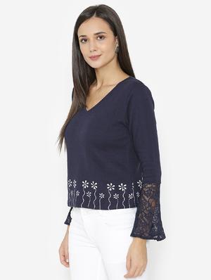 lace detailed sleeved printed top - 15518037 - Standard Image - 2