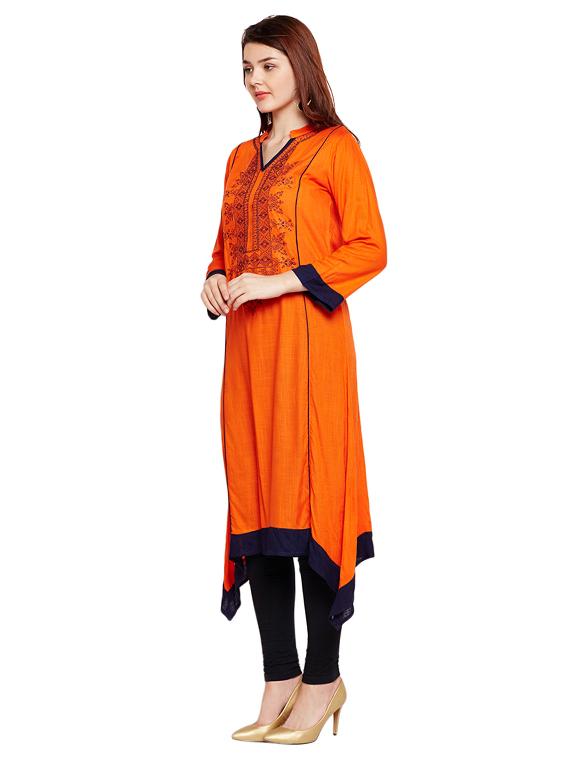 Straight embroidered kurta - 15518277 - Zoom Image - 2