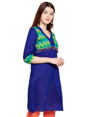 Straight embellished kurti - 15518300 - Standard Image - 2