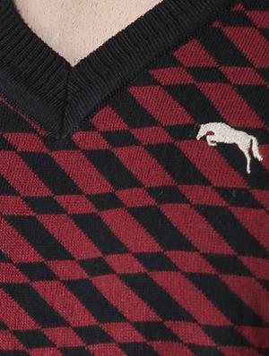 red acrylic pullover - 15519406 - Standard Image - 5