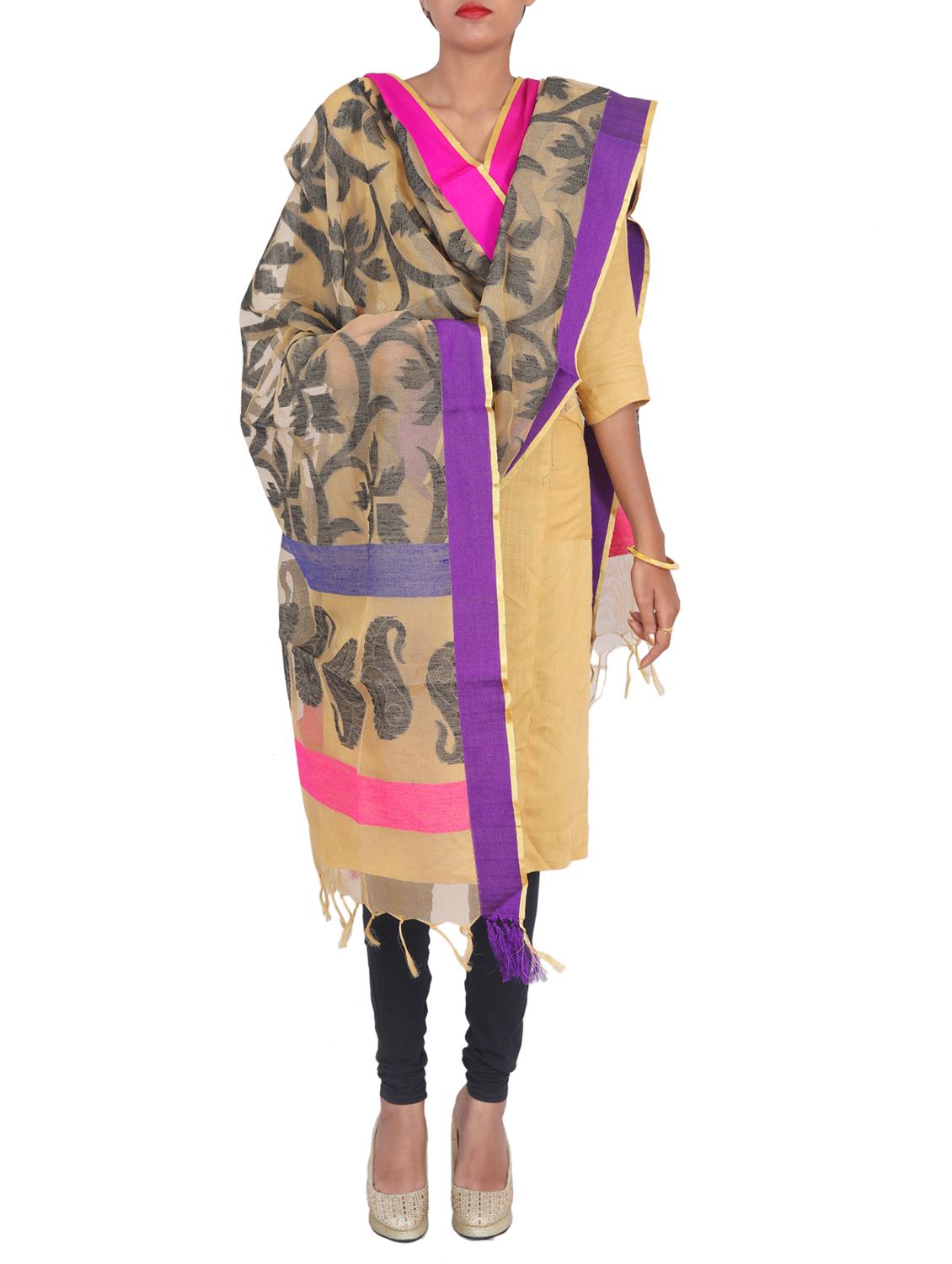 banarasi dupatta with tassels - 15545824 - Zoom Image - 2