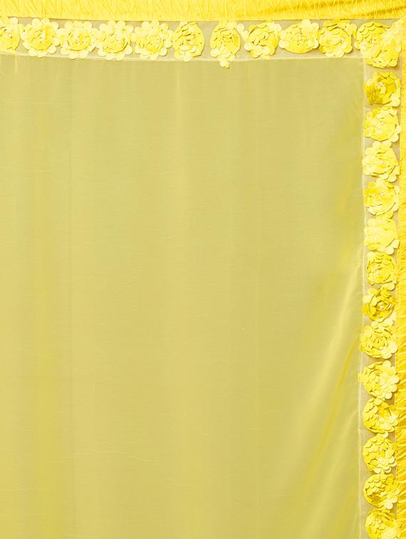 floral embellished border saree with blouse - 15577895 - Zoom Image - 5