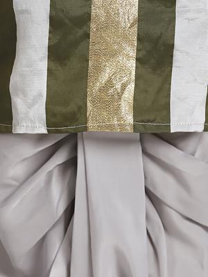 green silk kurta set - 15581854 - Standard Image - 5