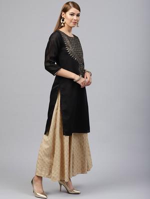 Foil printed chanderi kurta with palazzo set - 15586824 - Standard Image - 2