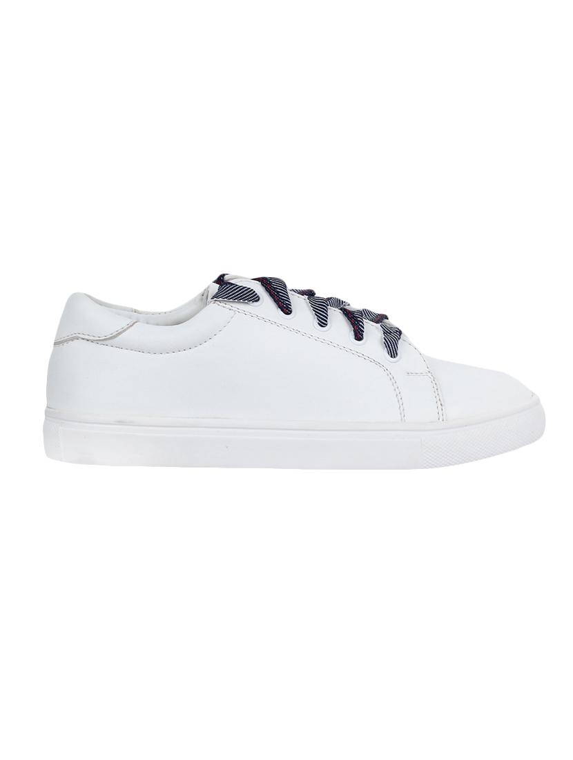 white lace-up sneakers - 15605964 - Zoom Image - 2