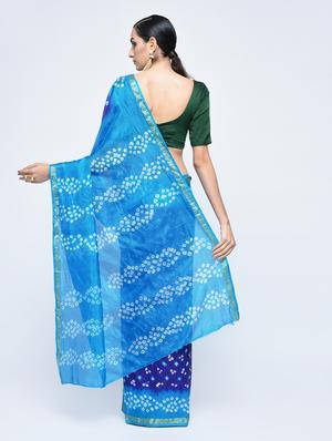 Zari bordered bandhani saree with blouse - 15606520 - Standard Image - 2