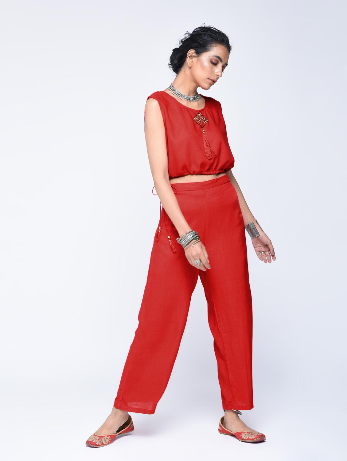 Bell sleeved chanderi top pant with shrug set - 15606721 - Zoom Image - 5