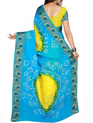 Zari bordered bandhani saree with blouse - 15607546 - Standard Image - 2