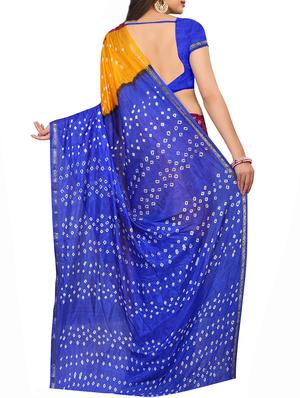 Zari bordered bandhani saree with blouse - 15607568 - Standard Image - 2