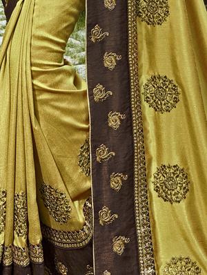 Mint green bordered saree with blouse - 15608430 - Standard Image - 2