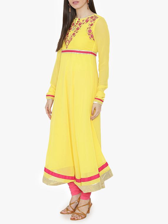 Embroidered yoke a-line kurta - 15611866 - Zoom Image - 2