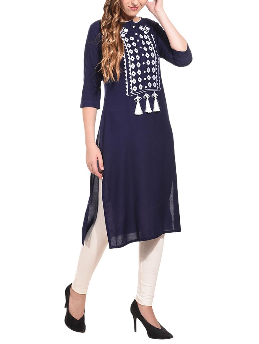 Embroidered straight kurta with tassels - 15612127 - Zoom Image - 2