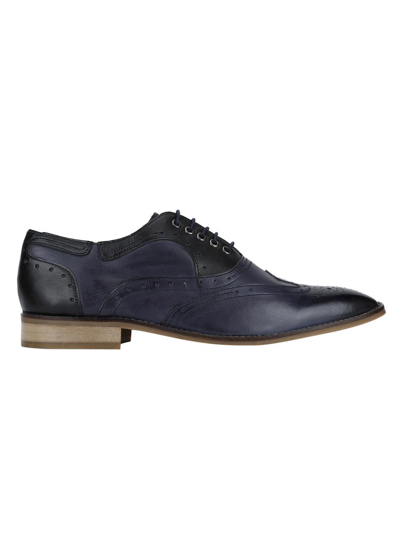 navy Leather lace-up brouges - 15613398 - Zoom Image - 2