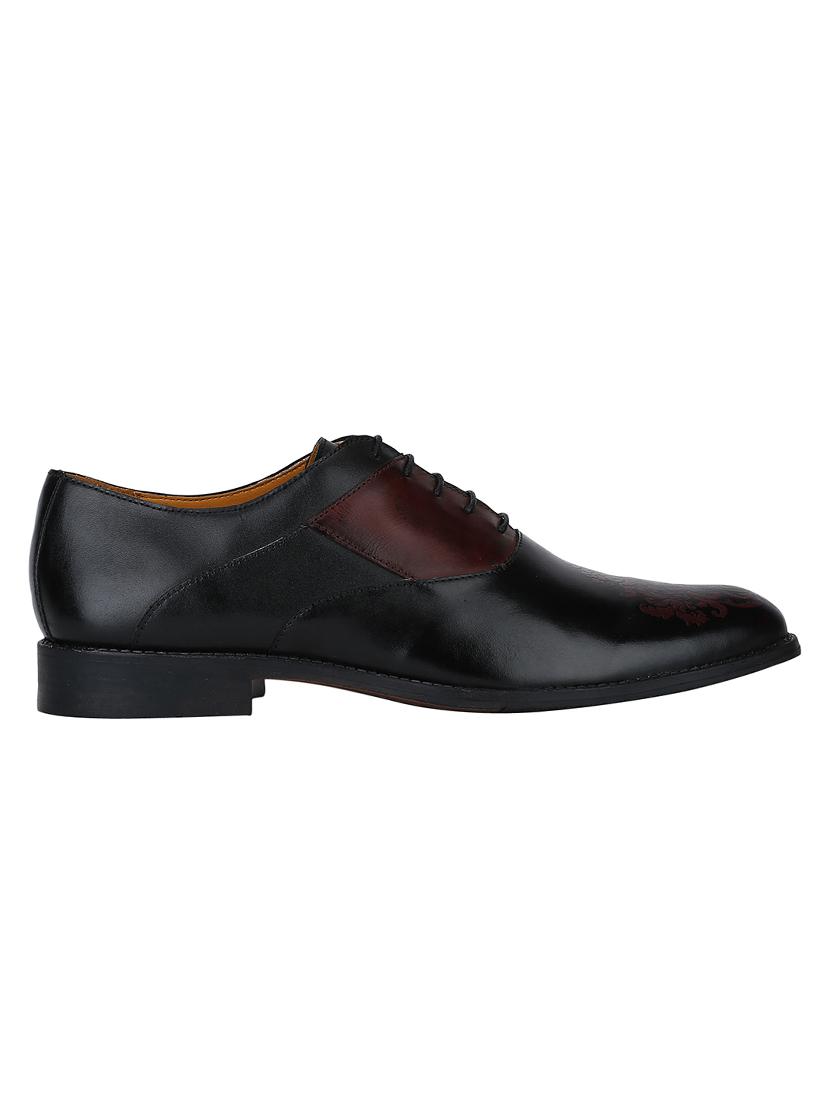 black Leather lace-up oxfords - 15613406 - Zoom Image - 2