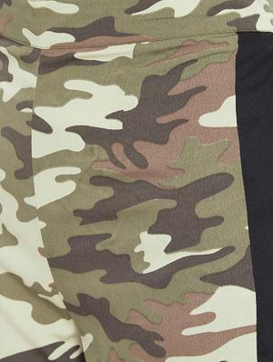 binding detail camouflage culotte - 15613509 - Standard Image - 5